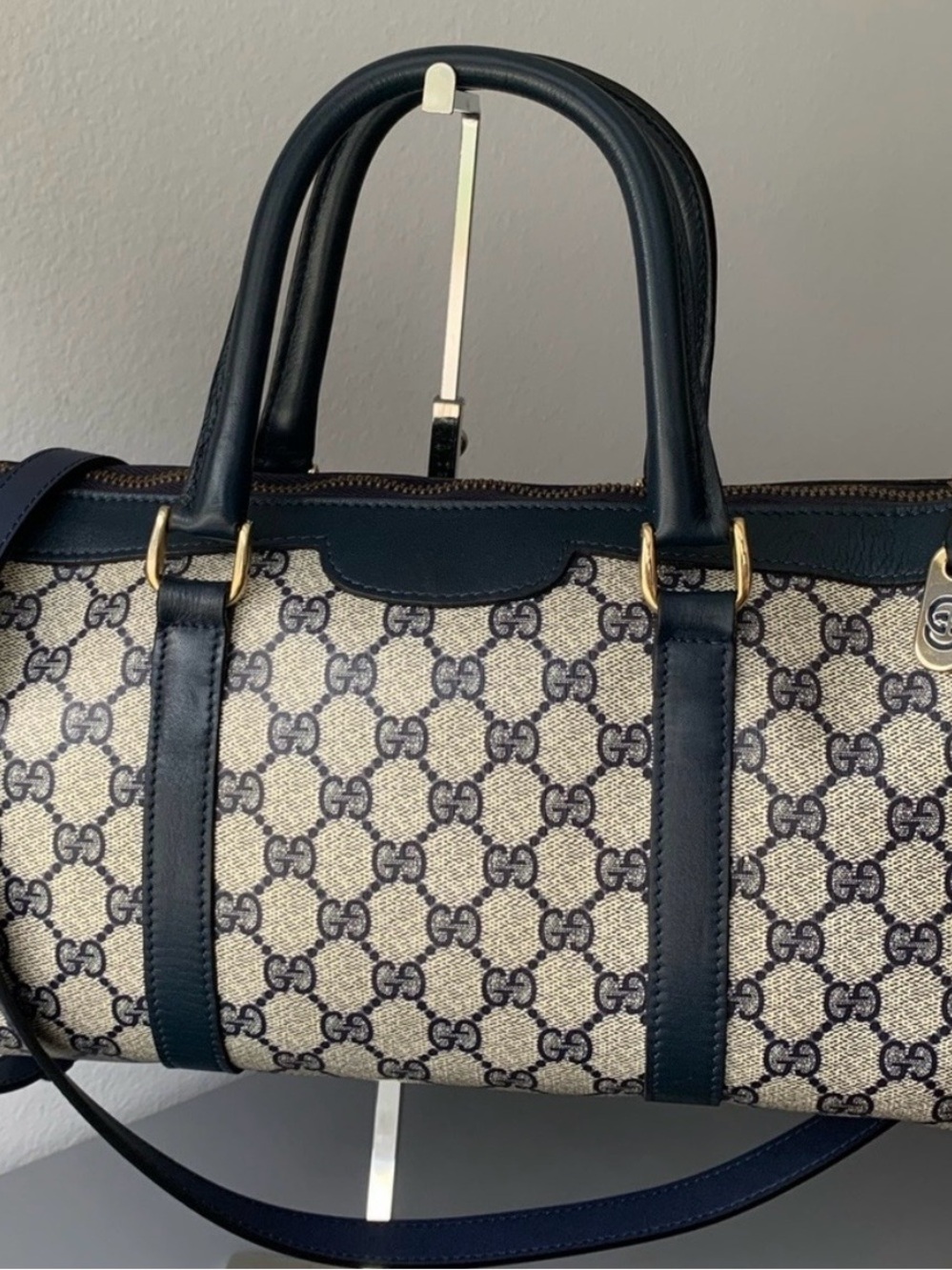 Gucci Navy GG Supreme Canvas Barrel Bag 70’s Vintage Great Condition